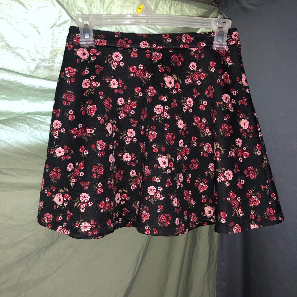 Forever 21 Black and Pink Floral Skater Skirt